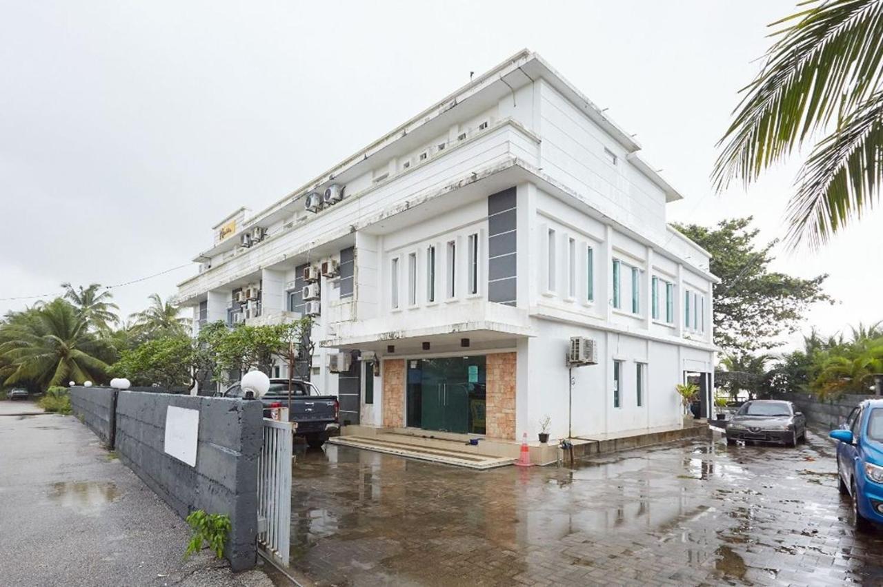 Estúdio de 5500m2, com 1 banheiro(s) em Beserah Kampung Sungai Karang Exterior foto