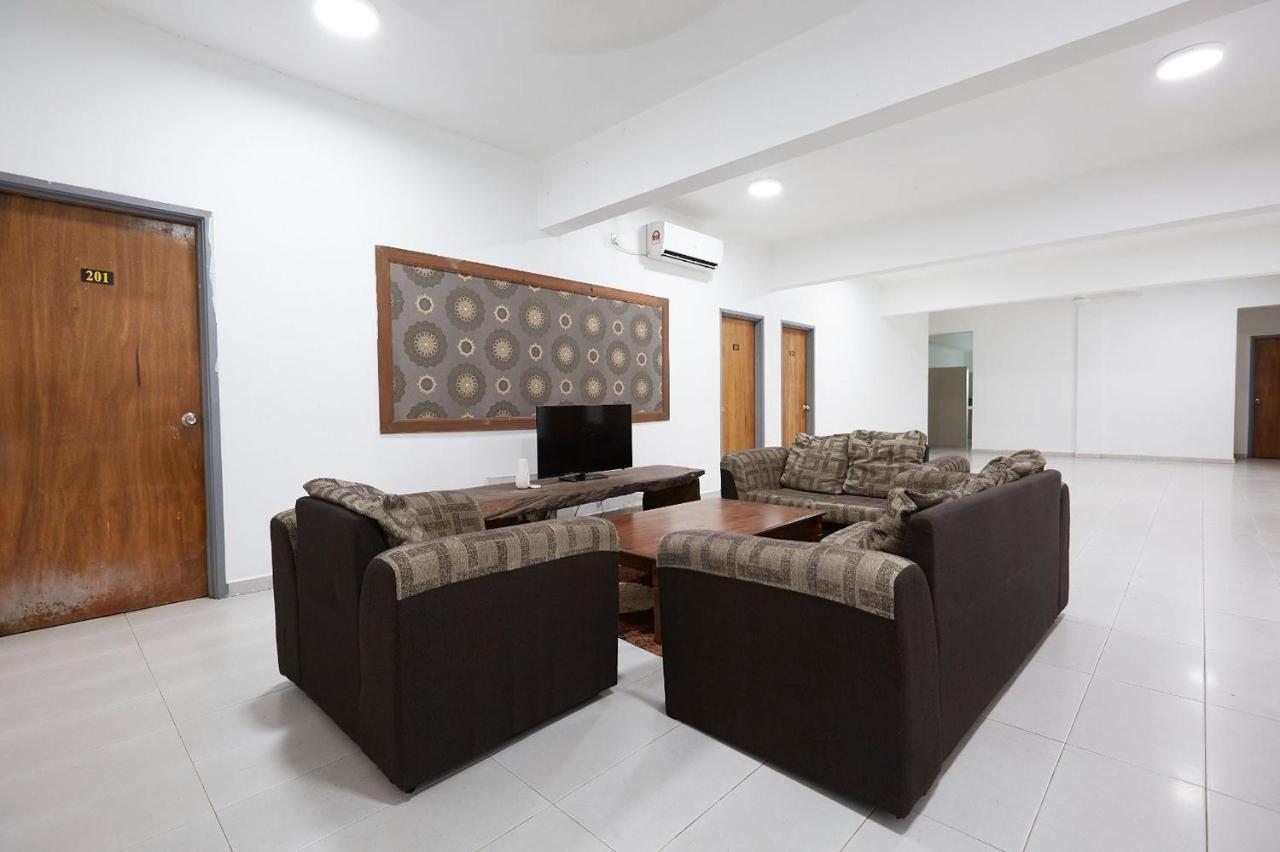 Estúdio de 5500m2, com 1 banheiro(s) em Beserah Kampung Sungai Karang Exterior foto